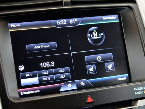 Used 2013 Ford Edge Limited FWD image 19