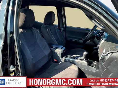 Used 2019 Toyota Tacoma TRD Sport image 28