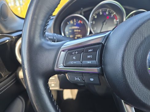 Used 2024 MAZDA MX-5 Miata RF Grand Touring image 12