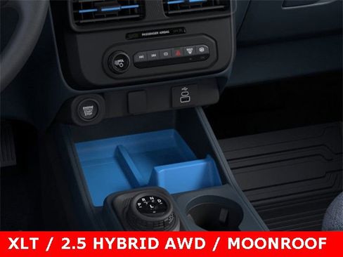 New 2025 Ford Maverick XLT w/ Equipment Group 301A image 16