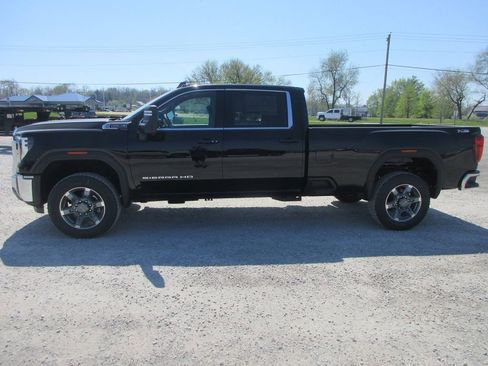 New 2026 GMC Sierra 3500 SLE w/ SLE Value Package AWD/4WD image 9