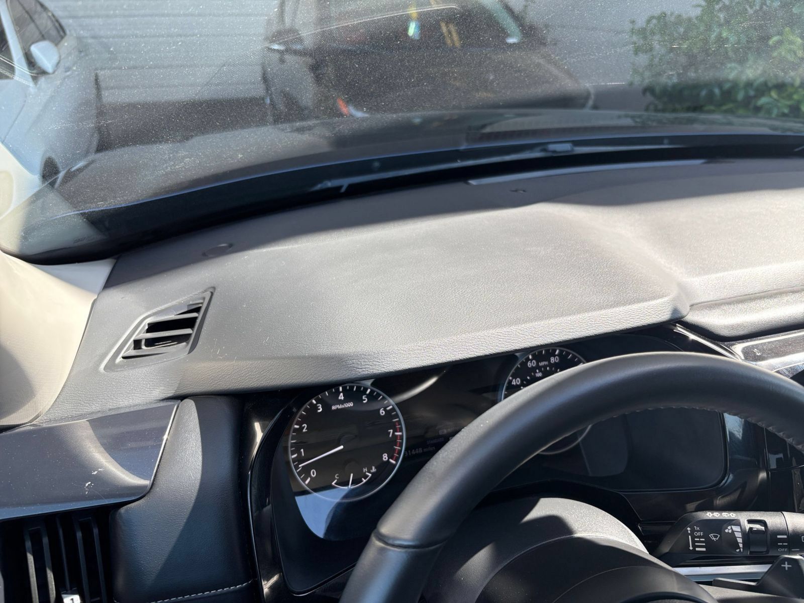 Used 2025 Nissan Pathfinder SV FWD image 36
