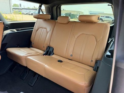 Used 2023 Ford Expedition Max Platinum AWD/4WD image 8