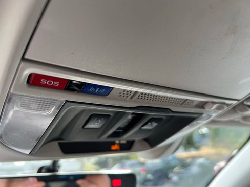 Used 2020 Subaru Forester Premium image 35