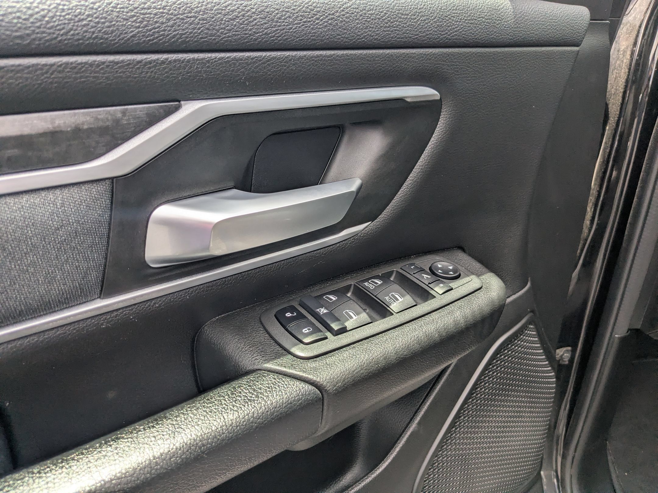 Used 2023 RAM 1500 Big Horn AWD/4WD image 12