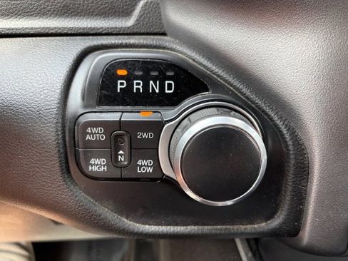 Used 2022 RAM 1500 Big Horn AWD/4WD image 17