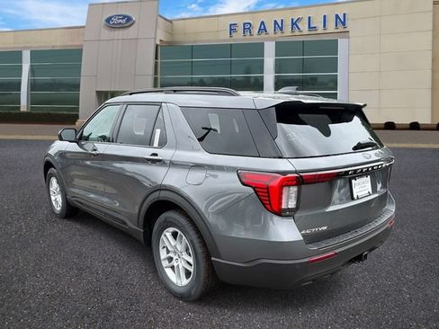 New 2026 Ford Explorer Active RWD image 5