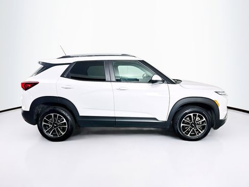 Used 2024 Chevrolet TrailBlazer LT w/ Convenience Package image 10