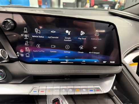 Used 2026 Chevrolet Corvette Stingray Convertible w/ 1LT image 19