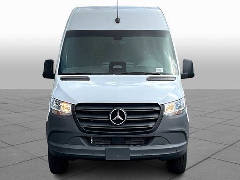 New 2025 Mercedes-Benz Sprinter 2500 image 3