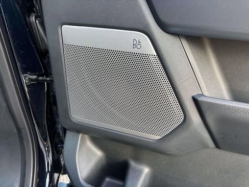 Used 2025 Ford F150 Lariat w/ Equipment Group 501A Mid image 16