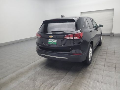 Used 2022 Chevrolet Equinox LT w/ Driver Convenience Package FWD image 9