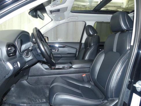 Used 2023 Honda Pilot Touring image 20