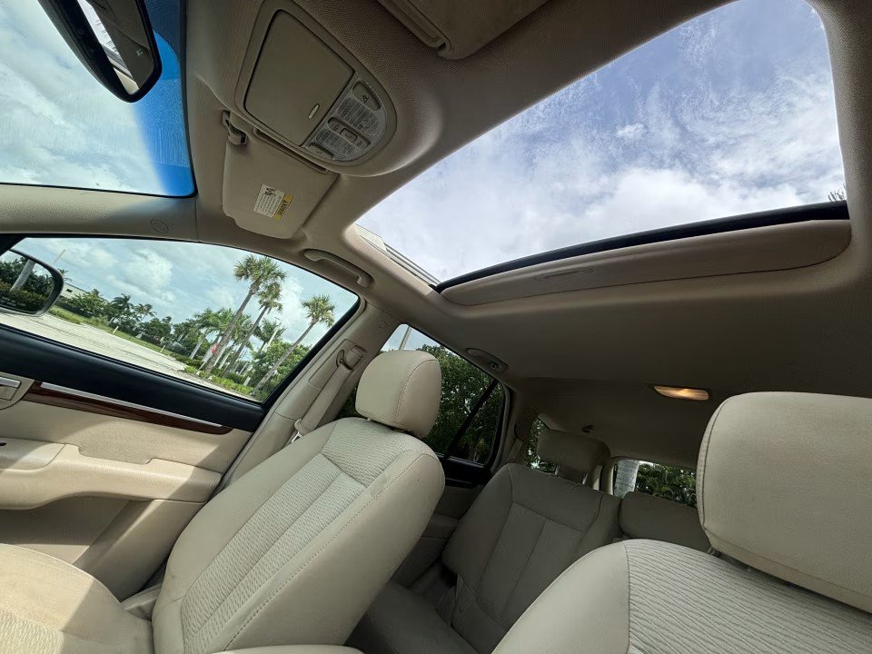 Used 2007 Hyundai Santa Fe SE FWD image 13