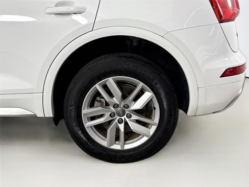 Used 2020 Audi Q5 2.0T Premium image 29