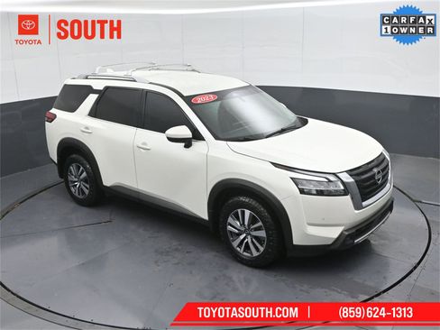 Used 2023 Nissan Pathfinder SL image 43