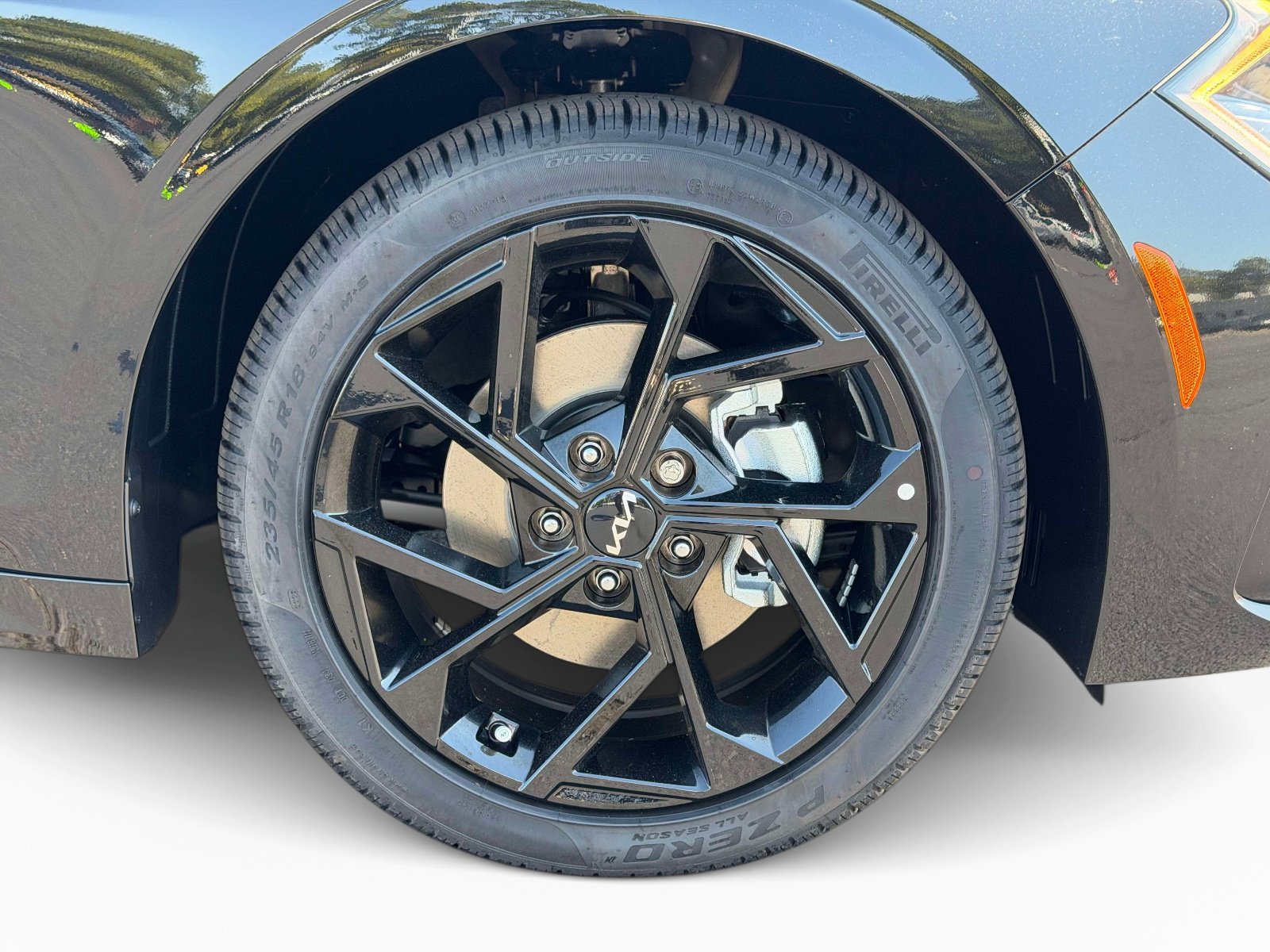 New 2027 Kia K5 GT-Line FWD image 8