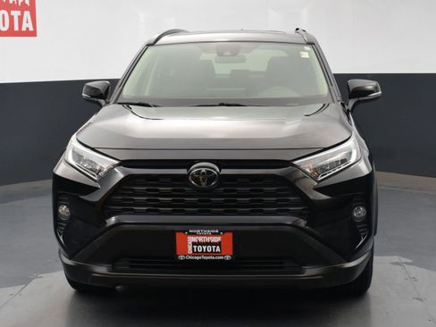 Used 2019 Toyota RAV4 XLE image 7