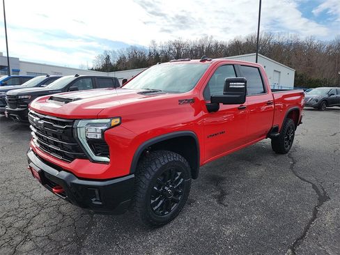 New 2026 Chevrolet Silverado 2500 LT w/ Trail Boss Package image 4