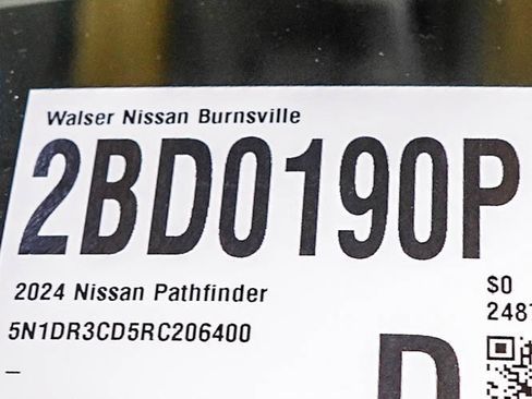 Used 2024 Nissan Pathfinder SL w/ SL Premium Package AWD/4WD image 33