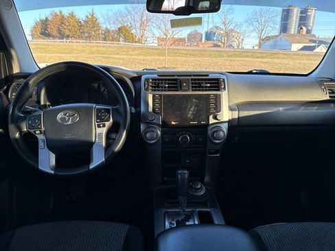 Used 2020 Toyota 4Runner SR5 image 12