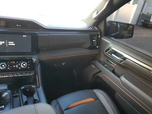 Used 2026 GMC Sierra 1500 AT4 w/ AT4 Premium Package AWD/4WD image 15