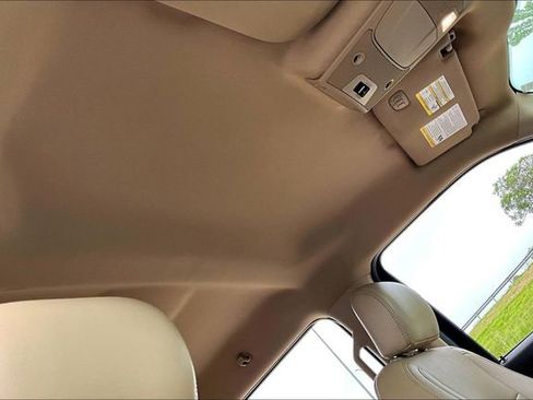 Used 2018 Ford F150 Lariat w/ Equipment Group 502A Luxury AWD/4WD image 23