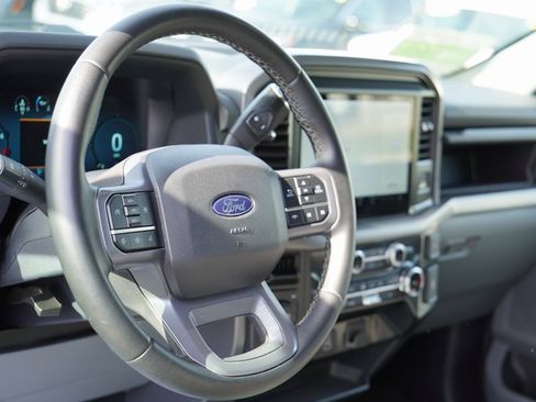 Used 2025 Ford F150 XLT w/ Equipment Group 301A Standard image 15