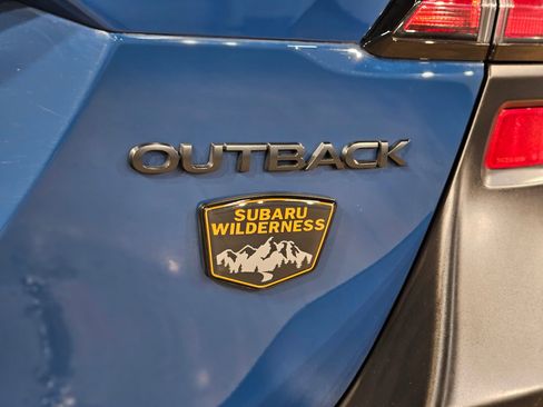 Used 2022 Subaru Outback Wilderness image 38