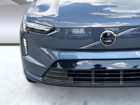 New 2026 Volvo EX90 Ultra AWD/4WD image 11