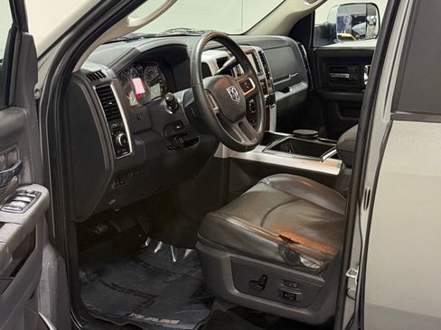 Used 2010 Dodge Ram 3500 Truck Laramie w/ Chrome Accents Group AWD/4WD image 8