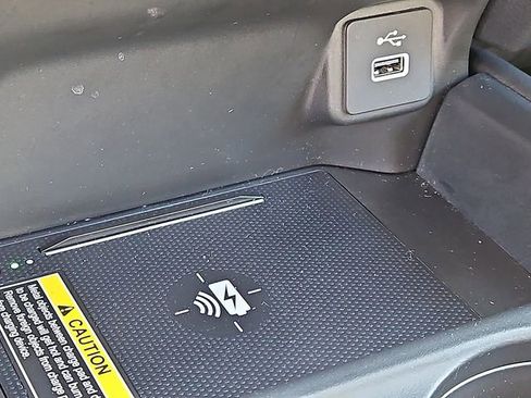 Used 2023 Honda HR-V EX-L image 25