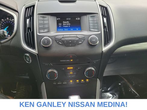 Used 2015 Ford Edge SEL AWD/4WD image 26