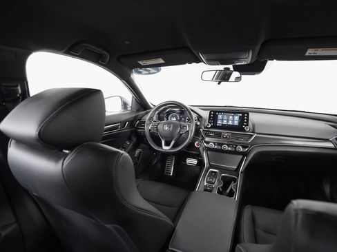 Used 2022 Honda Accord Sport image 16