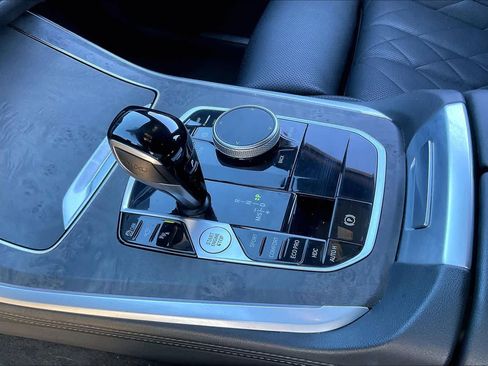 Used 2023 BMW X5 xDrive40i w/ Premium Package image 16