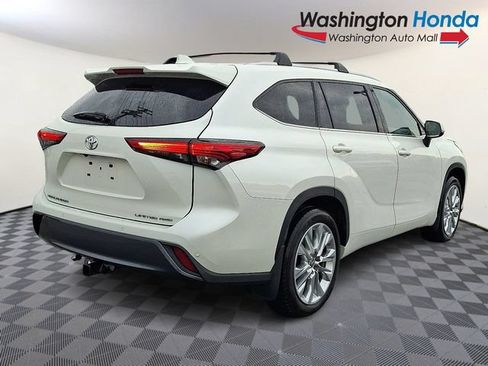 Used 2020 Toyota Highlander Limited AWD/4WD image 6