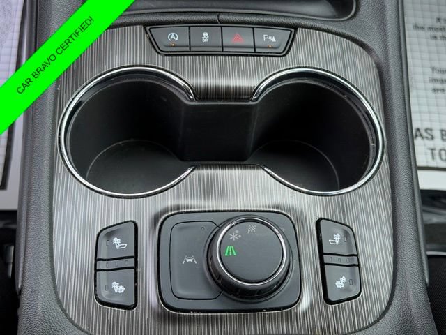 Certified 2023 GMC Acadia SLT FWD image 28