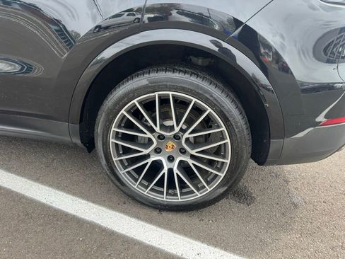 Used 2019 Porsche Cayenne S AWD/4WD image 19
