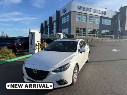 Used 2016 MAZDA MAZDA3 i Grand Touring