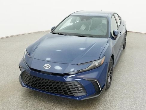 New 2026 Toyota Camry SE image 11