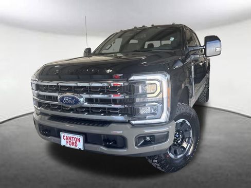 New 2026 Ford F250 4x4 Crew Cab Super Duty image 1
