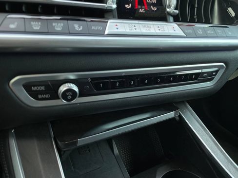 Used 2023 BMW X5 xDrive40i w/ Premium Package AWD/4WD image 19