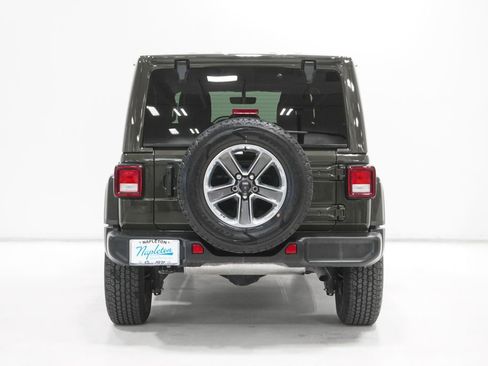 Certified 2022 Jeep Wrangler Unlimited Sahara w/ Cold Weather Group image 6