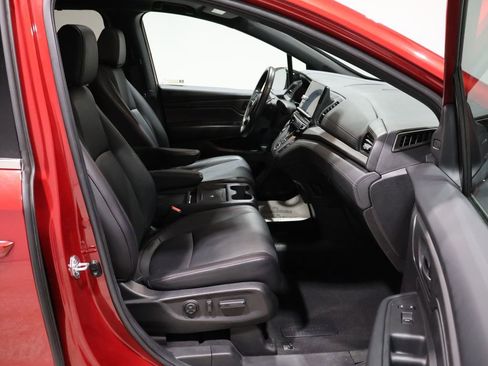 Used 2025 Honda Odyssey Sport-L image 25