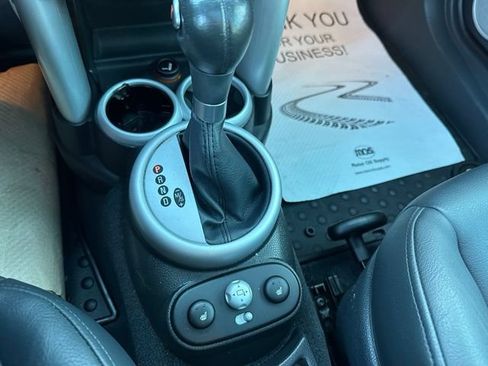 Used 2006 MINI Cooper S FWD image 17