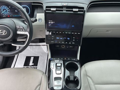 Used 2023 Hyundai Tucson Limited AWD/4WD image 32