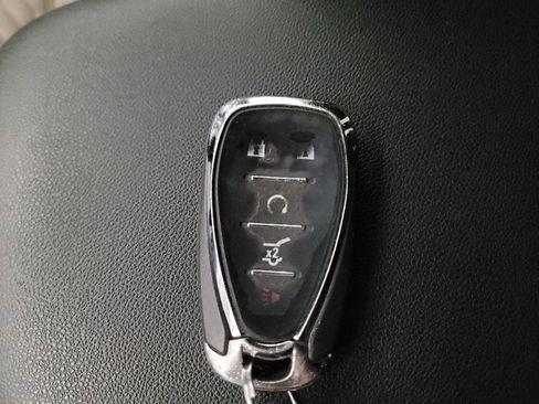 Used 2019 Chevrolet Equinox LT image 32