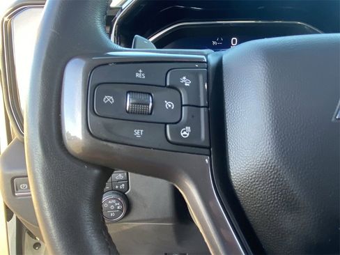 Used 2023 Chevrolet Silverado 1500 ZR2 w/ Technology Package image 9