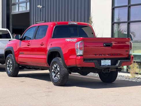 Used 2023 Toyota Tacoma TRD Off-Road w/ Technology Package image 2