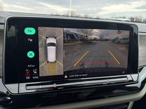 New 2026 Volkswagen Atlas SEL Premium R-Line image 15